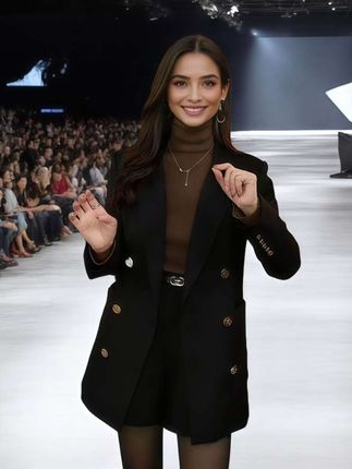 #辣妹穿搭大赏 #高级感穿搭 #时装搭配 #今天穿什么 #气质女王范 @巨量千川