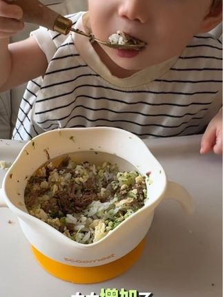 妈妈们,宝宝的辅食碗我都替你们踩过坑了就选这一个就够了!太省心了#宝宝辅食 #育儿 #宝宝餐具 #母婴#亲子