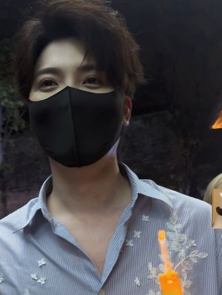 #被崔十八亮晶晶的眼睛攻陷了 #崔十八 #2025抖音创作者大会 继想不到文案后又想不到BGM了@𝑇.崔十八¹⁸ 下次你想一个好吧