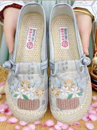 #软底软面穿上超舒服#脚宽脚胖都可以#哎呦喂你鞋真好看#老北京布鞋 #新中式布鞋