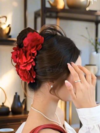 #抓夹 #易梦玲同款 #花朵抓夹 #时尚发夹饰品 #头饰发饰
