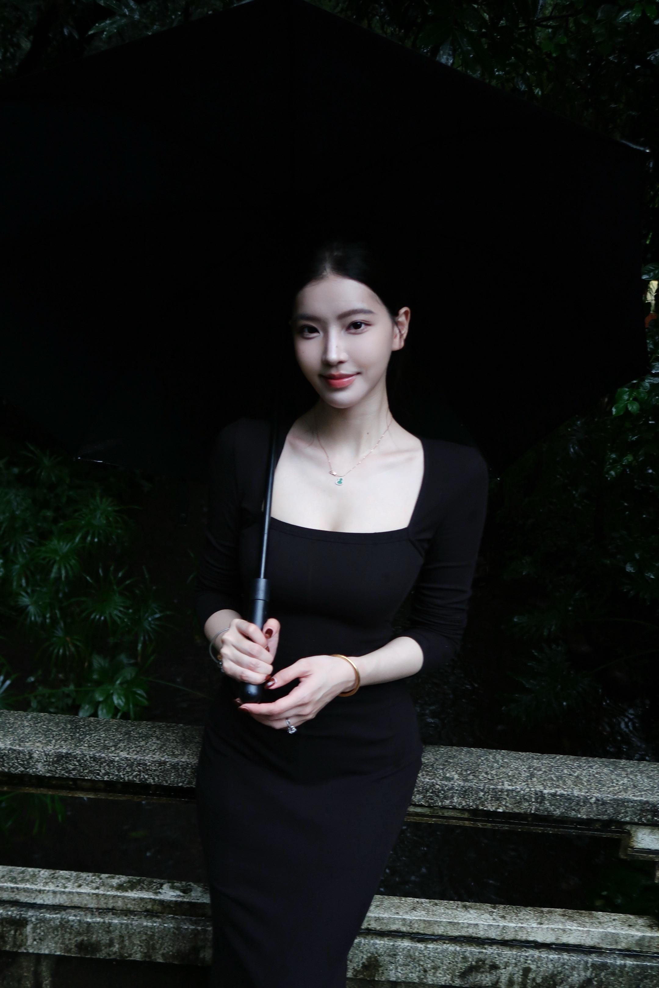 开始总是深深切切心心念念。#雨天