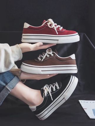 人本帆布鞋女2025春季低帮百搭女鞋休闲厚底潮鞋ins板鞋学生韩版#时尚百搭#休闲帆布鞋#视频同款#好穿不累脚#休闲厚底潮鞋