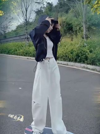 #简约穿搭 #梨形身材穿搭 #显高显瘦显腿长 #休闲减龄穿搭 #休闲百搭