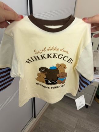 纯棉T恤 好洋气啊,假两件的感觉,很有设计感,上身洋气百搭,棉质面料吸汗透气特别适合孩子贴身穿#质量杠杠的好#谁穿谁好看#内搭外穿都好看 #价格实惠质量好 #百搭t恤