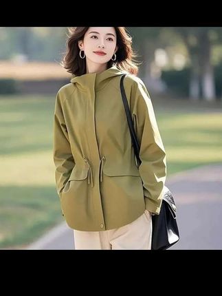 早春装女款2025年新款独特超好看减龄漂亮洋气小个子休闲绿色外套#洋气减龄 #谁穿谁好看