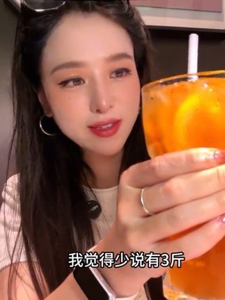 都去万象城吃费大厨!真的吼吼吃! 我吃到了我的人生辣椒炒肉拌饭,烤鸡和泡椒蛙也是必点!湘菜真的太下饭了。#太好吃了 #美食推荐 #成都美食 #今天吃啥 #美食vlog