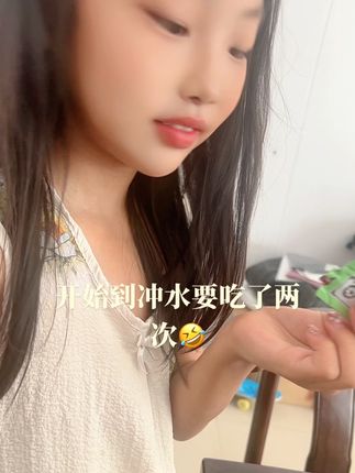 天热让宝宝们多喝水的秘密就在下面小黄车 #日常生活 #小馋猫#熊孩子系列