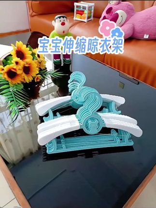 #创作灵感 小宝的衣服太多又不想叠!快安排上这种两用衣架,衣架结实有韧劲!根据需要收缩自如,还能叠挂,节省空间,趁价格便宜赶快屯#母婴好物 #宝宝晾衣架 #宝宝衣架 #宝宝伸缩衣架