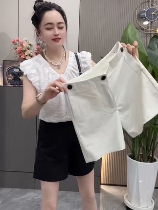 #爆款热卖中 #谁穿谁好看 #显瘦穿搭 #休闲短裤 #短裤