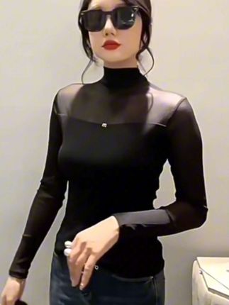 #简约穿搭 #打底衫 #黑色系穿搭
