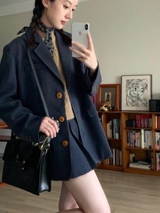 今年流行设计感小众廓形西装外套女秋冬百褶裙通勤短款套装#夏季穿搭 #女装 #气质美女穿搭 #减龄气质 #女装穿搭