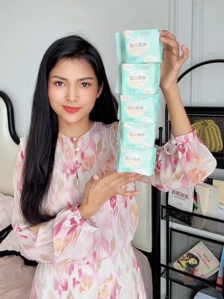 方便携带的实用护垫推荐 #护垫 #女生必备 #好物推荐🔥 #透气舒适