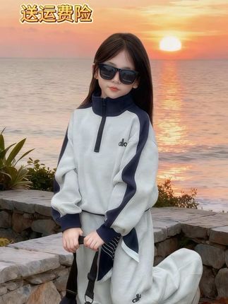 韩系风拉满超吸睛,运动上衣舒适又好看,小女孩穿元气满满!#高品质童装 #韩系穿搭 #爱了爱了 #套装显瘦穿搭 #出游穿搭