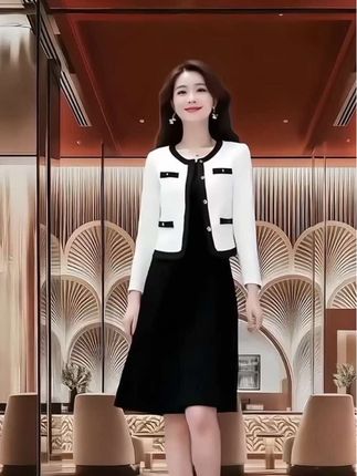 气质两件套连衣裙#穿出高级感 #引领时尚潮流 #美搭尽显女神范 #好身材好气质 #女人味穿搭