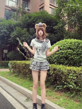 屏幕前的观众们你觉得我冷吗@困熊掉肉肉🥩 #鸽子舞 #鸽子摇