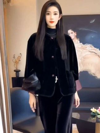 #时尚气质穿搭 #优雅气质 #穿出自信穿出美丽 #时尚洋气 #洋气显瘦气质国风套装女