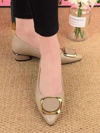 品牌断码尖头平底单鞋女,夏季新款浅口小皮鞋,漆皮秋季低跟软皮鞋女#时尚高跟鞋 #软底软面穿上超舒服 #穿出高级感 #穿出你的时尚你的感觉 #抖音橱窗可直接购买