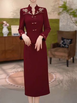 #优雅气质 #谁穿谁漂亮 #婚礼妈妈礼服 #喜婆婆喜妈妈 #高级感穿搭