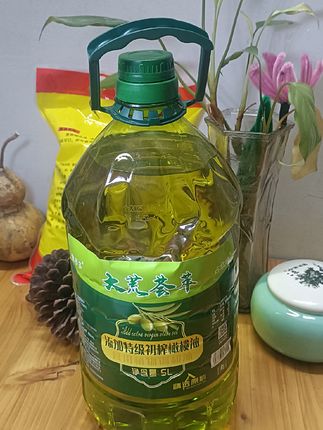 初榨橄榄油#食用油 #橄榄油 #好物推荐🔥#厨房好物#超便宜超划算
