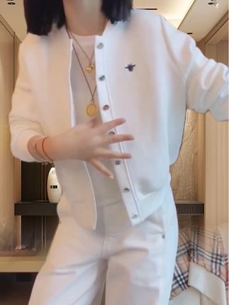 百搭休闲外套#简约穿搭 #春秋新款 #外套女春秋 #显瘦穿搭 @DOU+小助手 @DOU+上热门