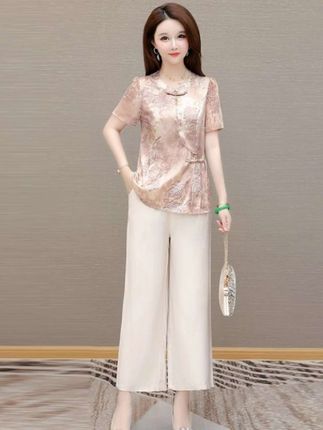 #时尚洋气阔太太两件套 #谁穿谁美丽 #美出高级感穿搭 #面料柔软舒适透气 #穿出自己风格与自信