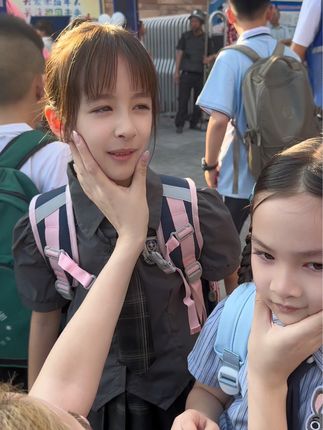 开学第一天 #千万生活dou来拍 #第三只眼看中国 #开学第一天 #小童学焕新#满级萌娃拿捏开学仪式感