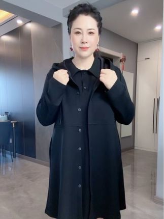 中年女性的美😀 #大码女装#品质女装 #优雅大方有气质 #谁穿谁好看特别有女人味 #爆款热卖中 @抖音小助手