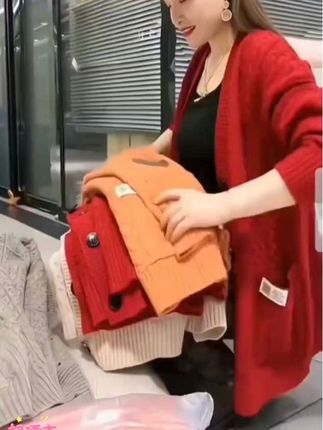 针织开衫女秋冬季加厚宽松胖MM248斤纯色休闲肥加大码毛衣外套#洋气减龄 #遮肚子藏肉 #不挑年龄不挑身材 #胖瘦都能穿 #又美又飒