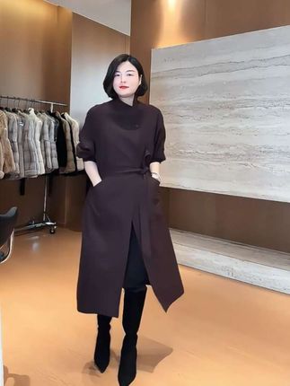 #显瘦穿搭 #气质穿搭 #早秋搭配 #知性美 #风衣外套中长款 @老谭私服