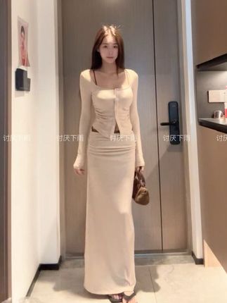复古秋季套装女拼接针织假两件性感长袖小衫+包臀长裙两件套 #复古套装 #针织假两件 #性感风穿搭 #高级感穿搭 #韩系穿搭
