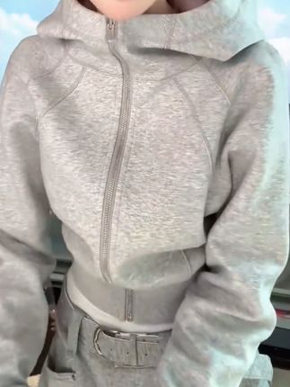 #气质范 #时髦精 #这也太好看了 【正反两穿】秋季正反可穿时尚百搭上衣+时尚宽松拖地裤 BB50329