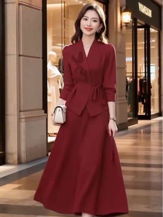 #宴会大气连衣裙 #喜婆婆喜妈妈 #敬酒服#婚庆礼服 #婚礼妈妈礼服 @巨量千川 @DOU+上热门 @#创作灵感 @抖音小助手 @巨量创意