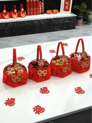 搬新家的朋友你们都准备了吗?乔迁4个干果篮,装上4样干果,精致又喜庆,让乔迁的氛围感满满!#乔迁之喜大吉大利#搬家仪式感 #乔迁干果篮 #搬新家 #乔迁新居 @DOU+小助手 @巨量千川