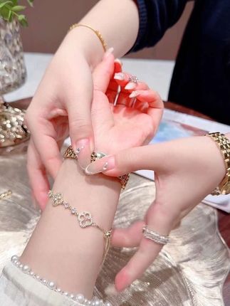 谁能拒绝这么漂亮的小金表 #女士手表 #手表推荐 #手表