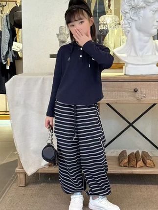 #上热门 女童OIIO上衣加条纹裤子2025新款高品质#高品质童装 #酷女孩穿搭 #潮童必备 #女童穿搭