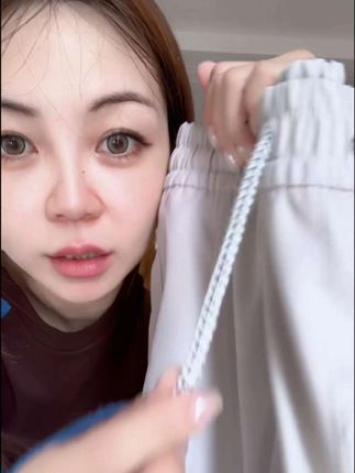 #抽绳弯刀裤 2025秋季梭织窄版女款裤子百搭老钱风松紧腰抽绳拼接弯刀裤757#梭织面料 #老钱风穿搭 #窄版弯刀裤 #高级感穿搭