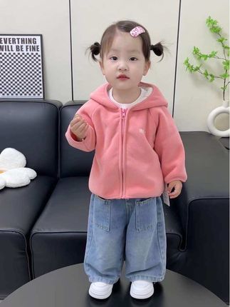 不输品牌货,巨高品呀!这个价格批发都批不到的,妈妈们闭眼入!#童装 #童装搭配 #高品质童装#秋冬新款 #秋冬必备