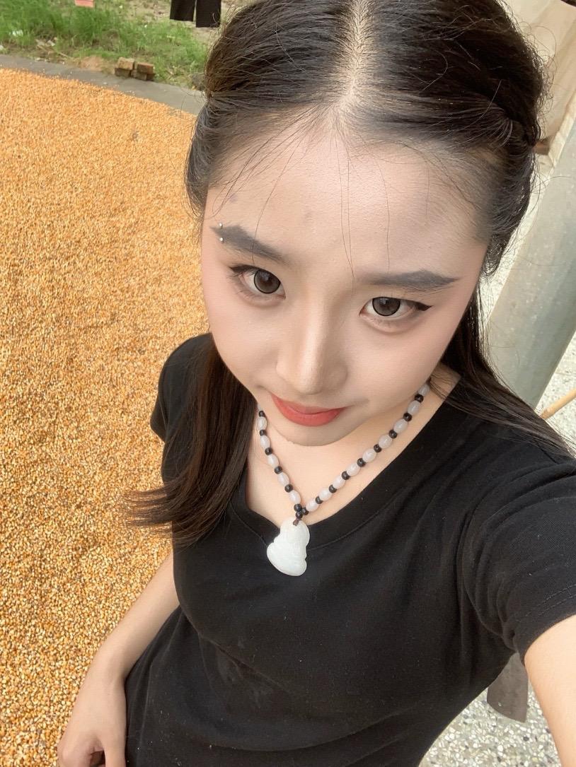 无论过去怎么失手 我想要的还是会有 前提是现在别下雨#玉米#苹果实况 #晒玉米#中秋节