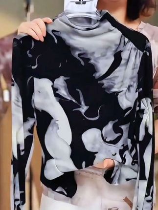 怕冷的姐妹在哪里?冬日刚需来了!这才是冬天该拥有的打底衫!#打底衫 #内搭外穿都好看 #秋冬新款 #百搭打底衫 #遮肉显瘦# 好看的衣服都在这里