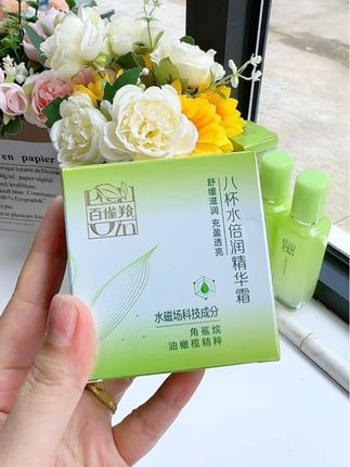 百雀羚八杯水倍润精华霜,补水锁水,持久润泽肌肤,滋润舒缓#国货护肤 #护肤好物 #百雀羚 #面霜推荐