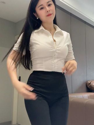 让我留在你身边多一天,让我每天爱你多一点😂#古代诗词解读 #团圆搭子选伊利 #了不起的绽媄娅球PDRN #重庆老乡广东