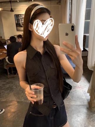 爆款法式上衣漂亮露背收腰黑色无袖衬衣#百搭上衣太好看了人手必备一件 #法式上衣 #漂亮上衣女 #无袖衬衫 #设计感上衣