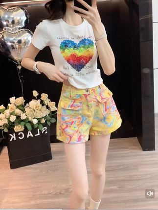 #dou+小助手 #夏季新款 #谁穿谁好看系列 #气质穿搭 #时尚百搭