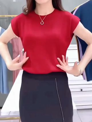 夏季薄款冰丝针织衫女半袖御姐风T恤修身气质减龄红色短袖上衣薄#夏季新款#优雅气质#感谢支持与关注