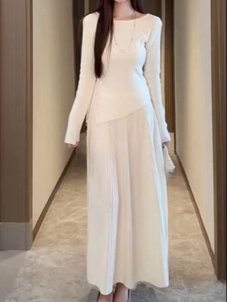 简约知性温柔穿搭套装女秋2025新款气质上衣半身裙老钱两件套#高级感穿搭 #温柔风穿搭 #气质仙女裙穿搭 #显高显瘦 #温柔穿搭