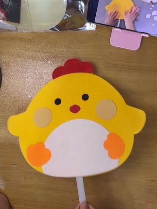 这个夏天让孩子自己动手制作一把扇子吧#diy手工扇 #小扇子 #创意手工 #亲自互动 #扇子
