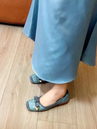 百搭小众鞋子软底软面鞋子女款爆款2025新款单鞋平底鞋浅口小单鞋#凉拖鞋 #浅口单鞋