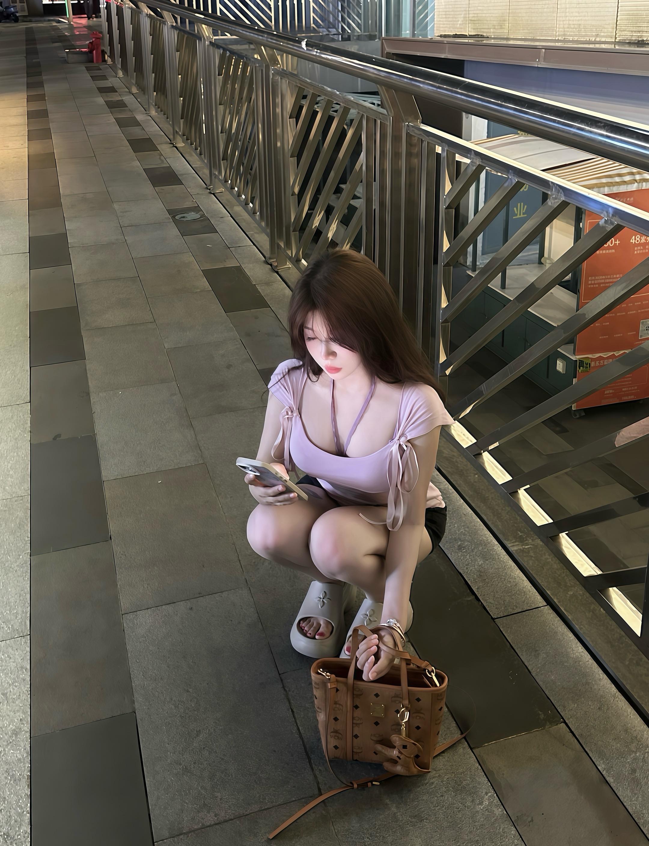 我需要一个人 在我难过时 读懂我的心