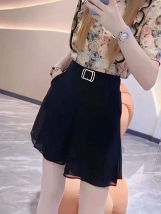 夏季百搭裤裙#显高显瘦显腿长 #遮肉显瘦 #面料舒适透气 #时尚减龄穿搭 #裙裤@DOU+好生意                                     @DOU+小助手